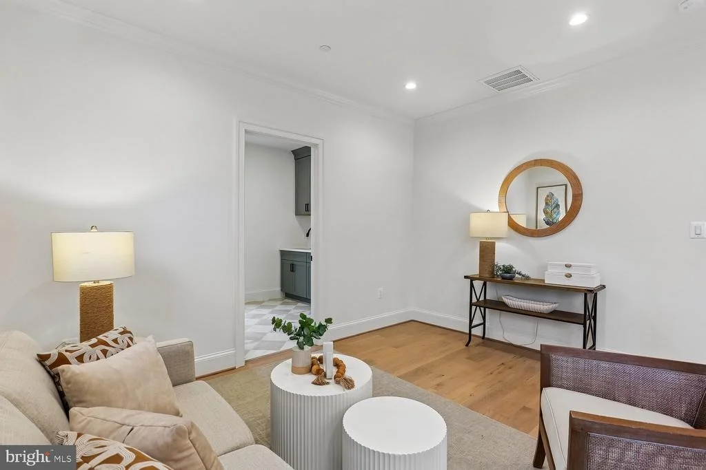 Photo of 6217 PLAINVIEW ROAD