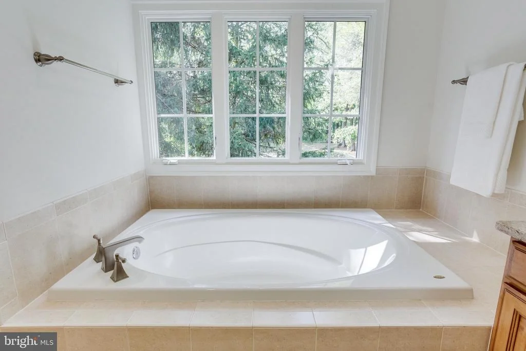 Photo of 1823 KIRBY ROAD