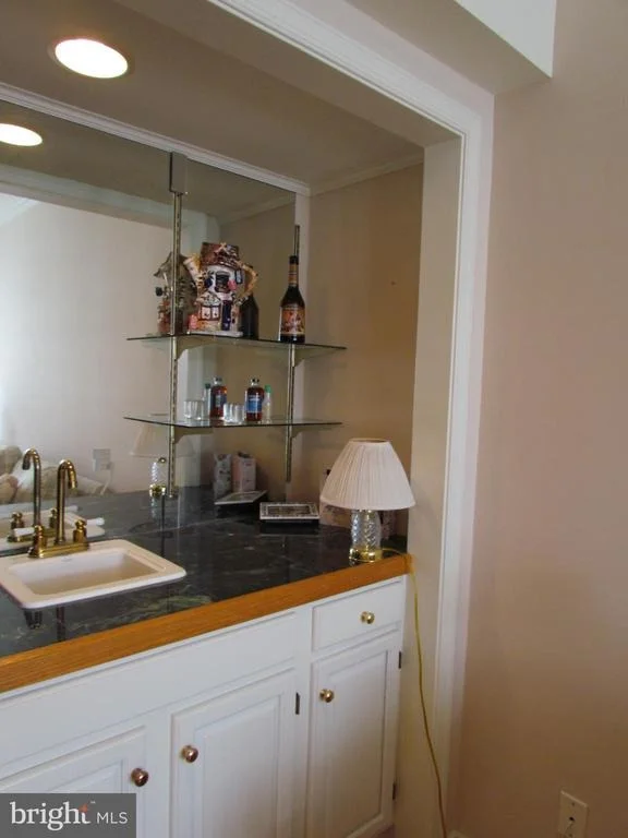 Photo of 118 OVERLOOK PLACE