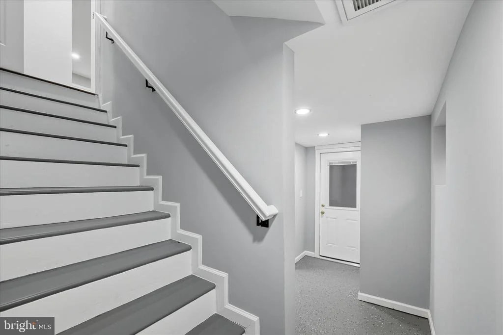 Photo of 2639 LOGMILL ROAD