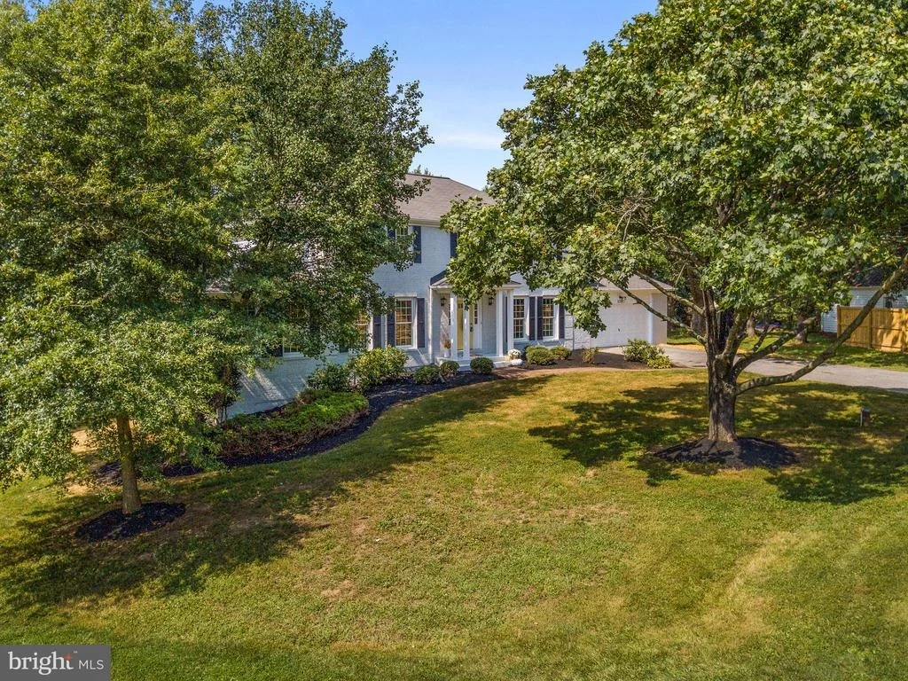 Photo of 8205 GOODHURST DRIVE