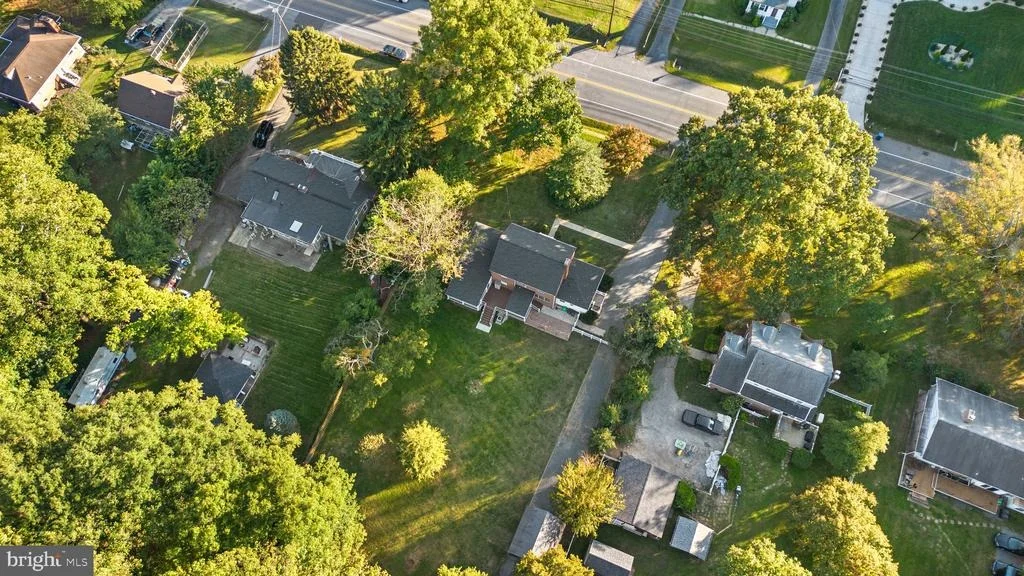 Photo of 7908 BROOKLYN BRIDGE ROAD