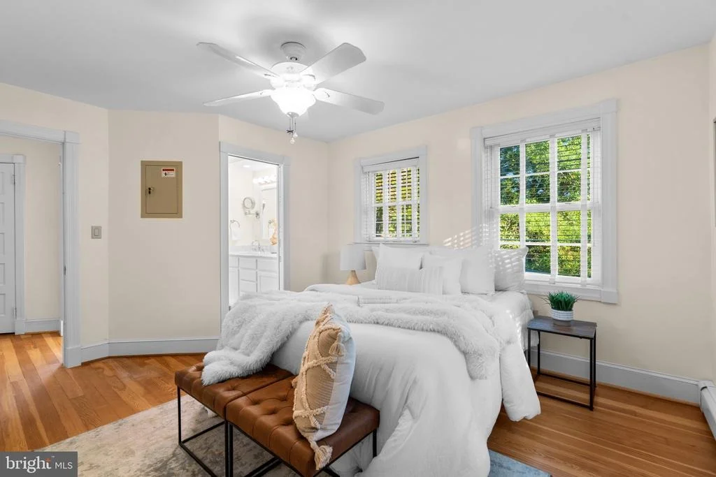 Photo of 7908 BROOKLYN BRIDGE ROAD