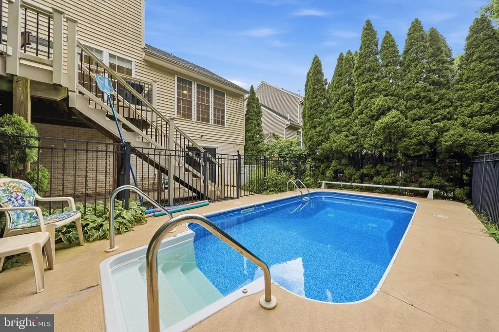 Photo of 3934 SWEET BRIAR LANE
