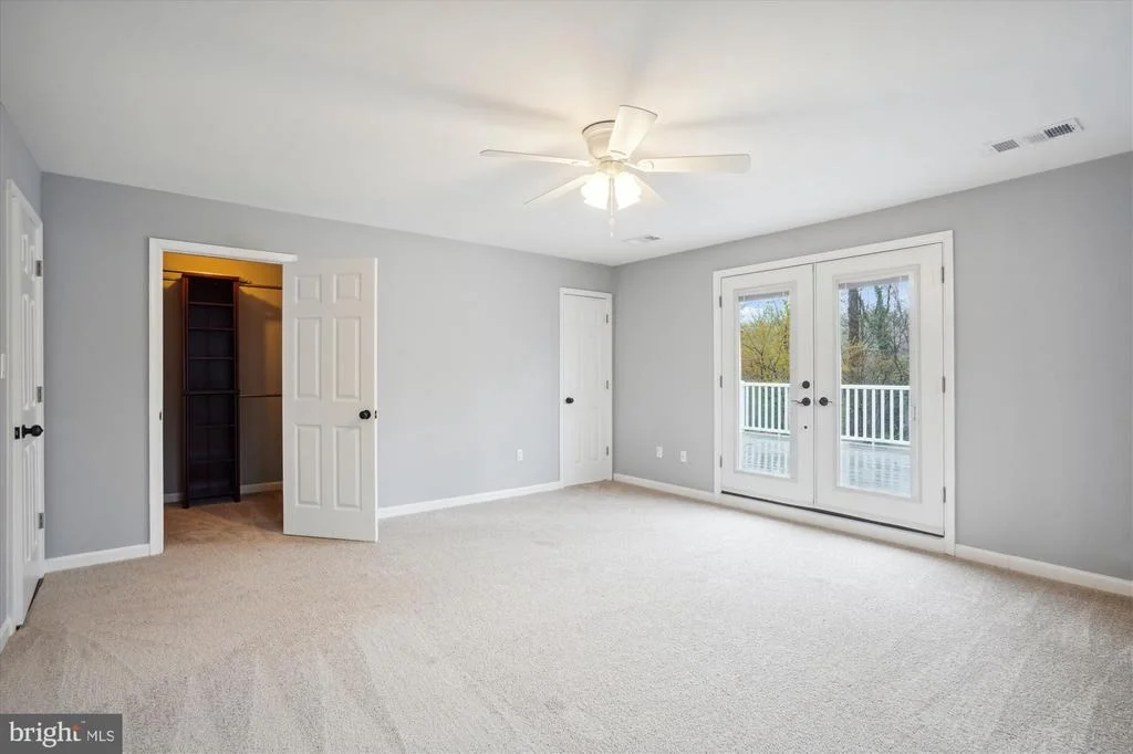 Photo of 5514 INVERCHAPEL ROAD