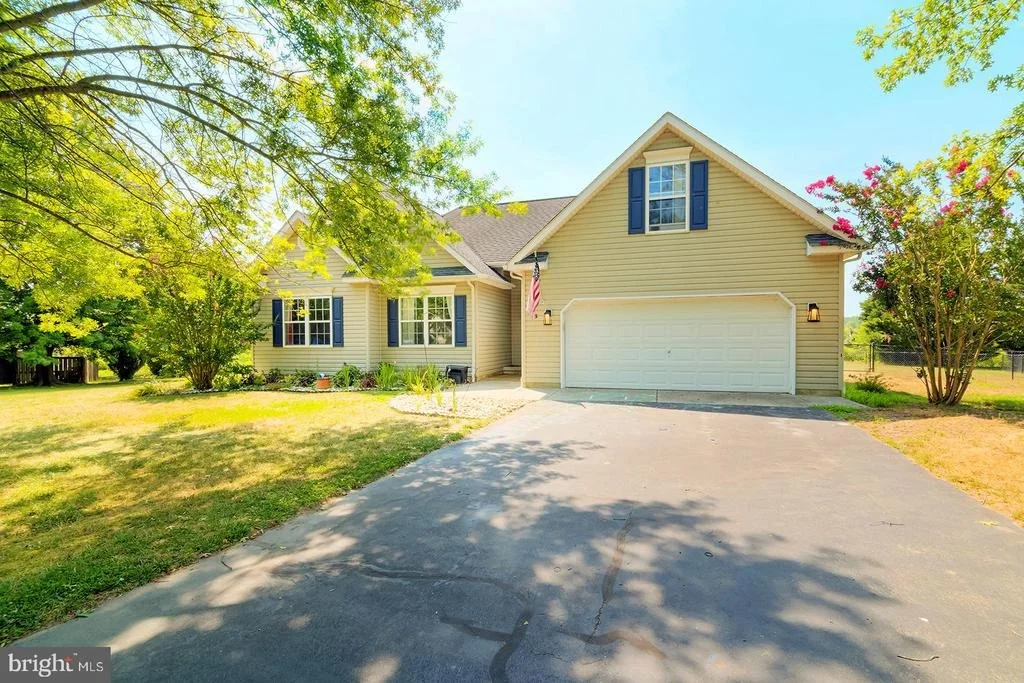 Photo of 5 MAPLE SHADE DRIVE