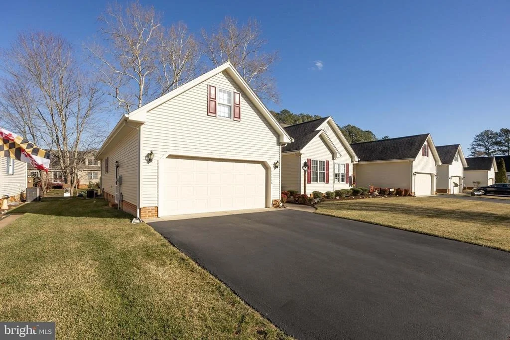 Photo of 11635 DENNIS DRIVE