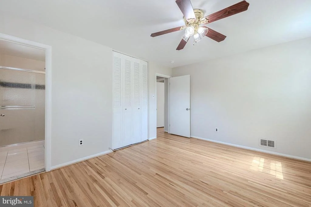 Photo of 6526 GREENVIEW LANE