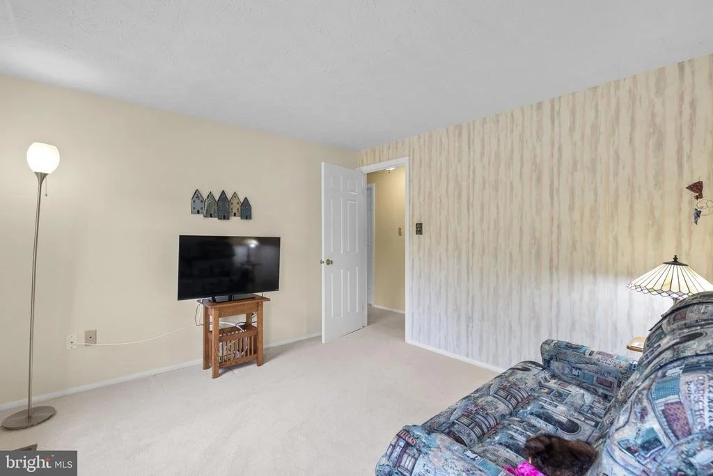 Photo of 17205 BLOSSOM VIEW DRIVE