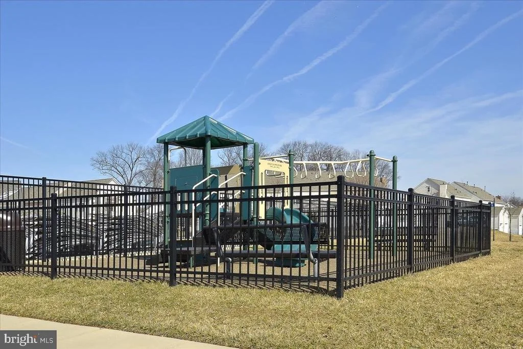 Photo of 41305 WINDYBUSH DRIVE
