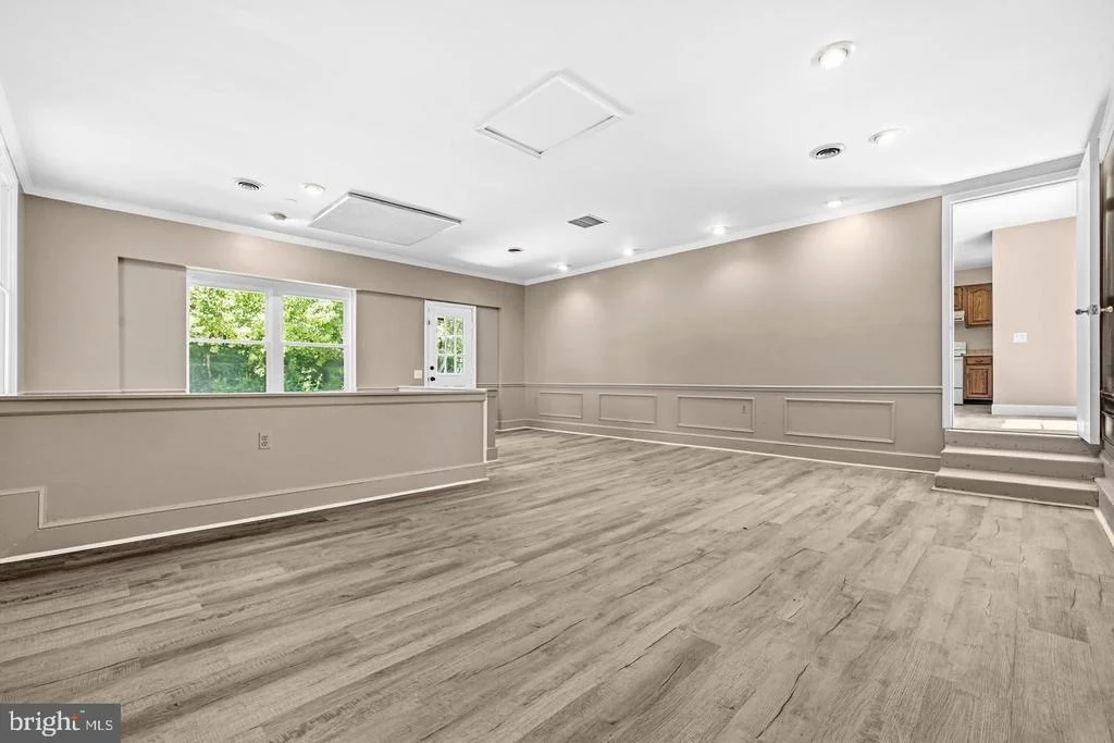 Photo of 10107 SNOWDEN ROAD