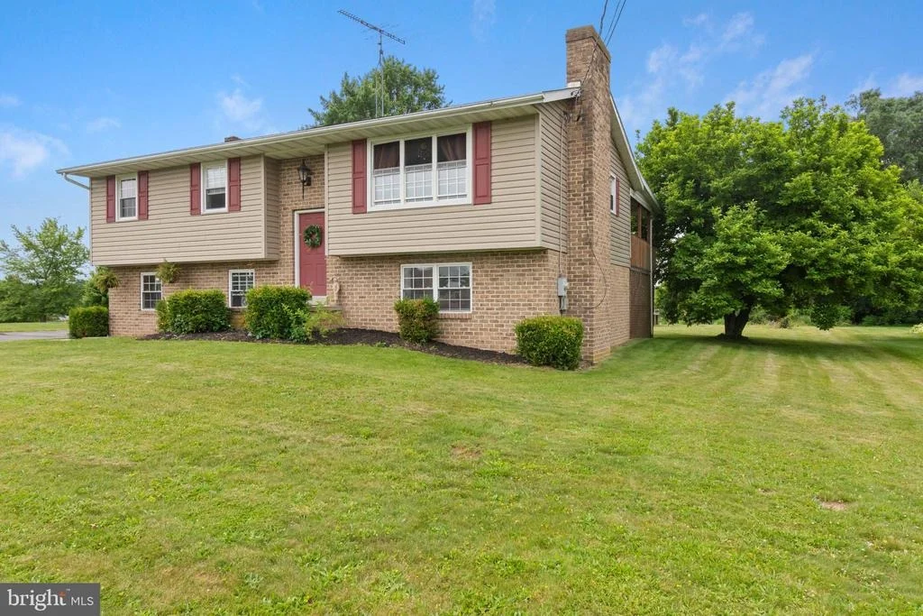Photo of 185 PINE GROVE ROAD