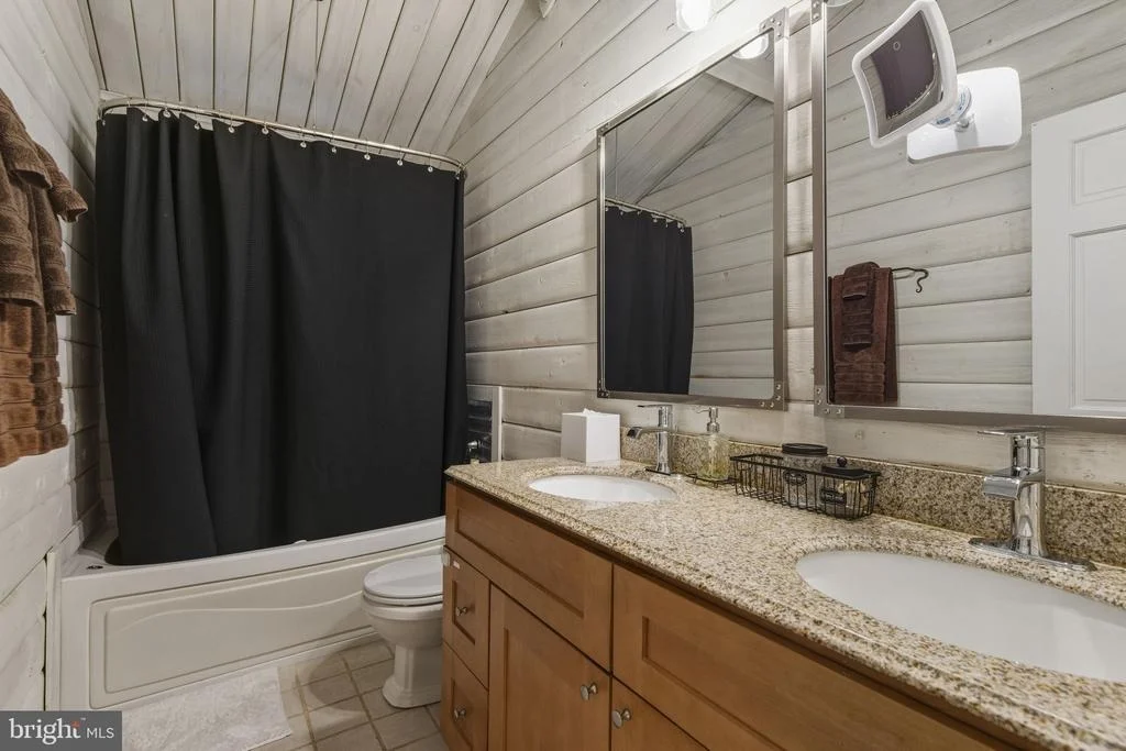 Photo of 137 PLUM POINT ROAD