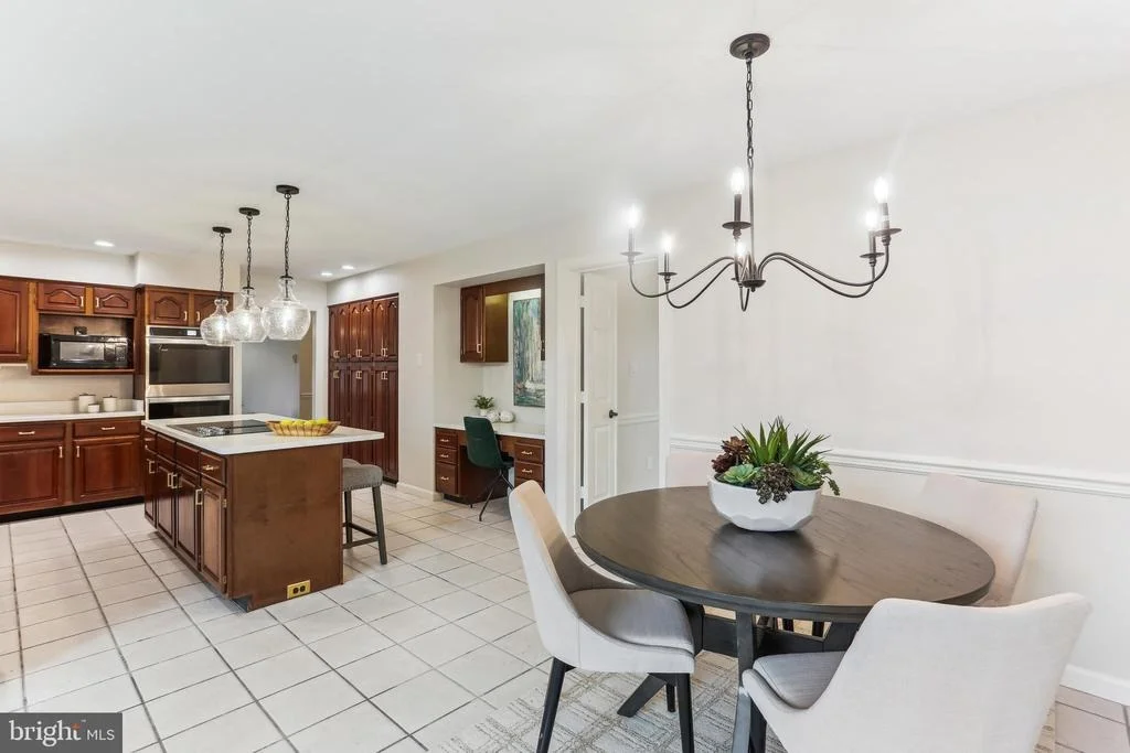 Photo of 9409 THORNEDIKE DRIVE