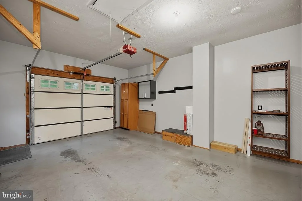 Photo of 253 GLEANINGS DRIVE