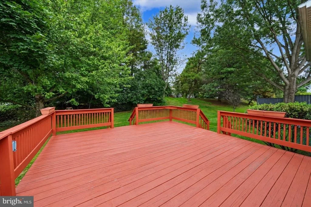 Photo of 206 MACDUFF ROAD