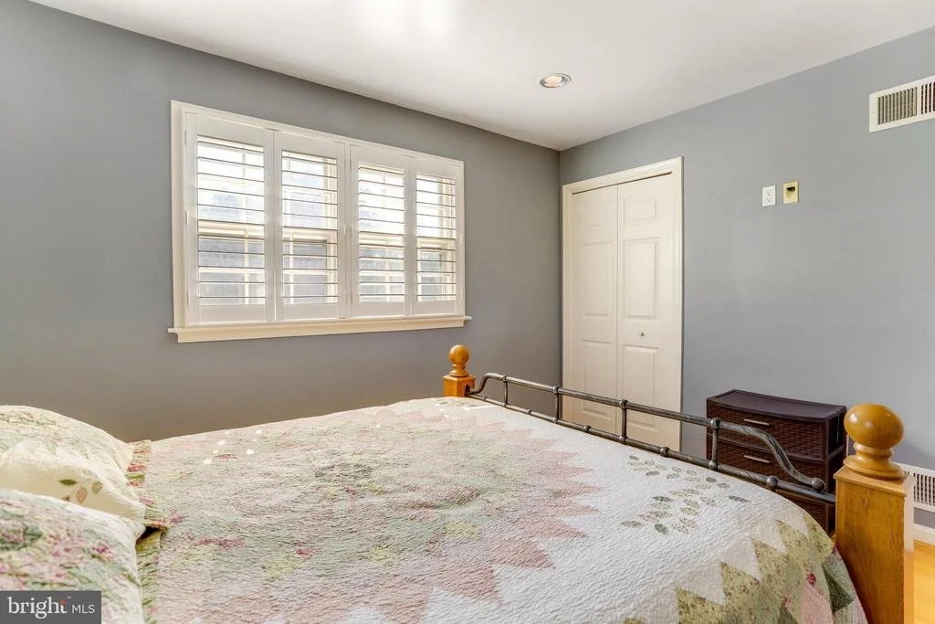 Photo of 6808 HOUNDMASTER ROAD