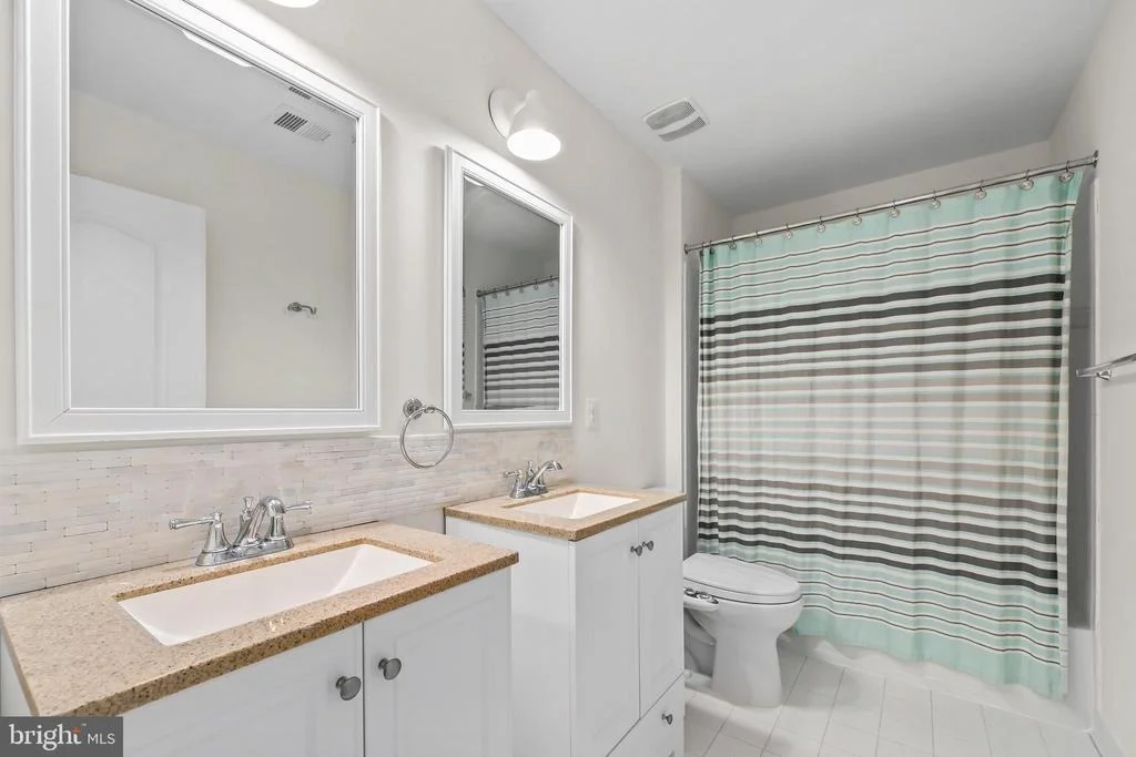 Photo of 43245 BARNSTEAD DRIVE