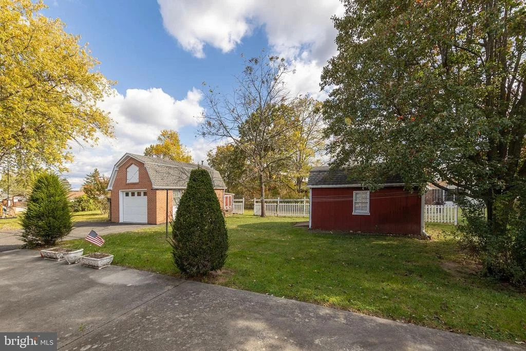Photo of 204 RIDGE ROAD