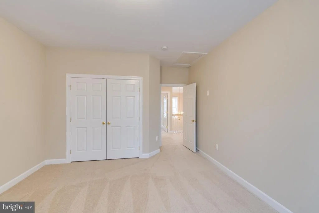 Photo of 3807 GLEN EAGLES DRIVE