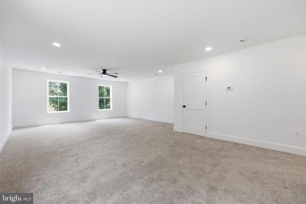 Photo of 11523 HANDBOARD ROAD