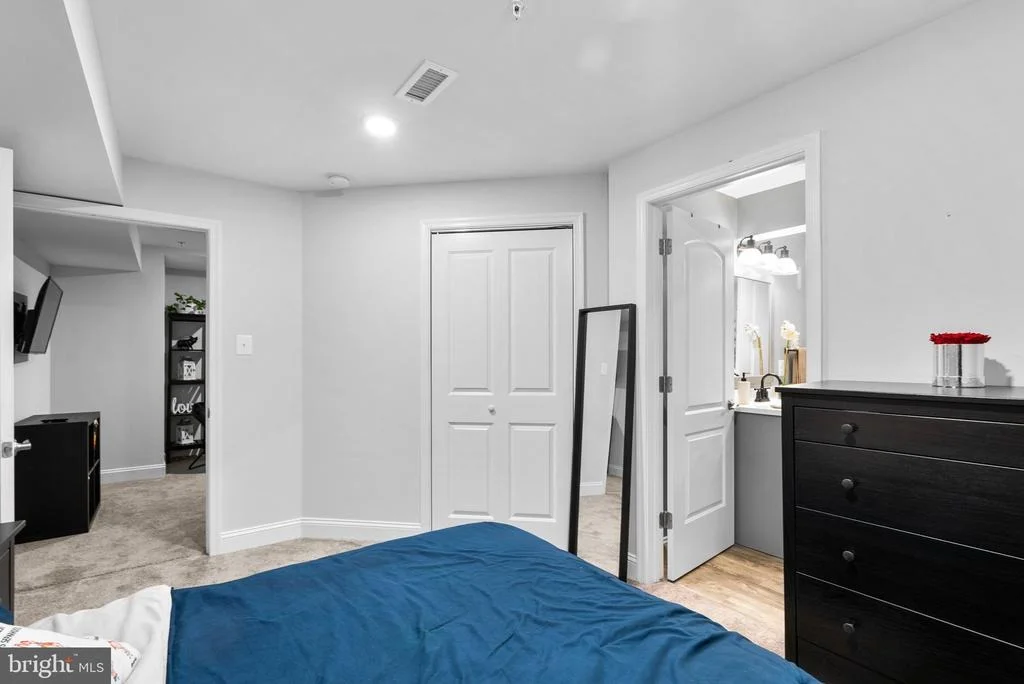 Photo of 902 MANOR HOUSE DRIVE