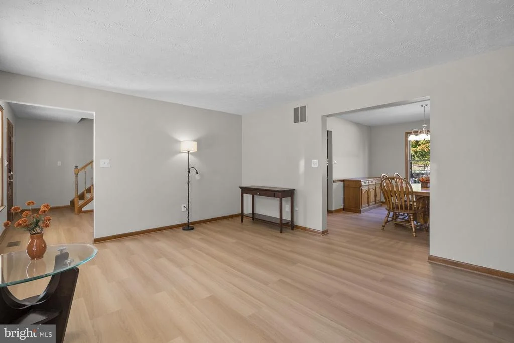 Photo of 7904 RED GLOBE COURT