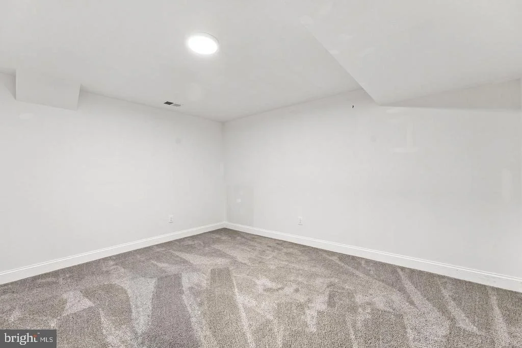 Photo of 440 CEDAR LANE
