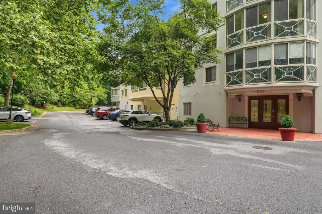 Photo of Unit 402 at 14809 PENNFIELD