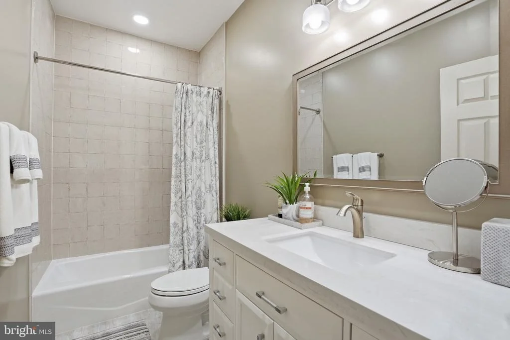 Photo of 1133 SPRINGVALE ROAD