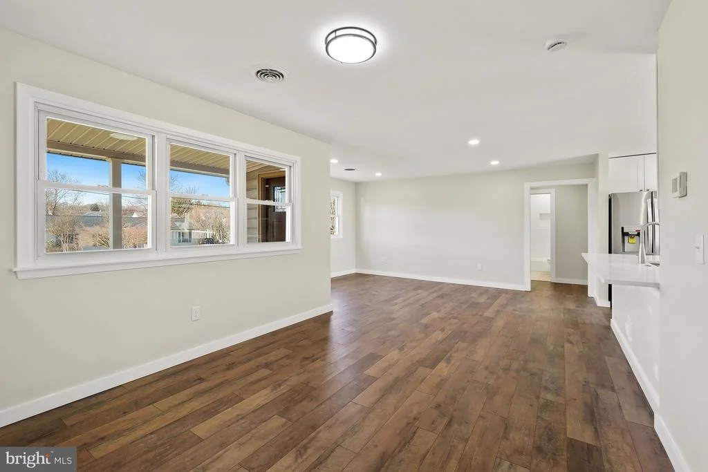 Photo of 1546 RIDGELY DRIVE