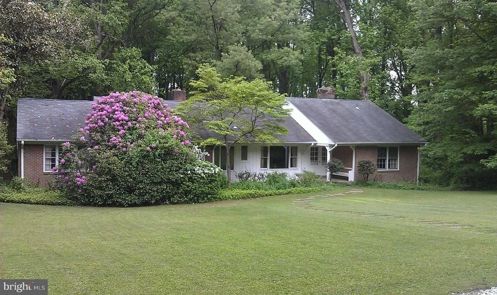 Photo of 334 ASHTON ROAD