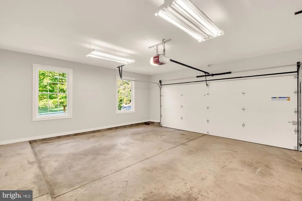 Photo of 8705 BELLS MILL ROAD