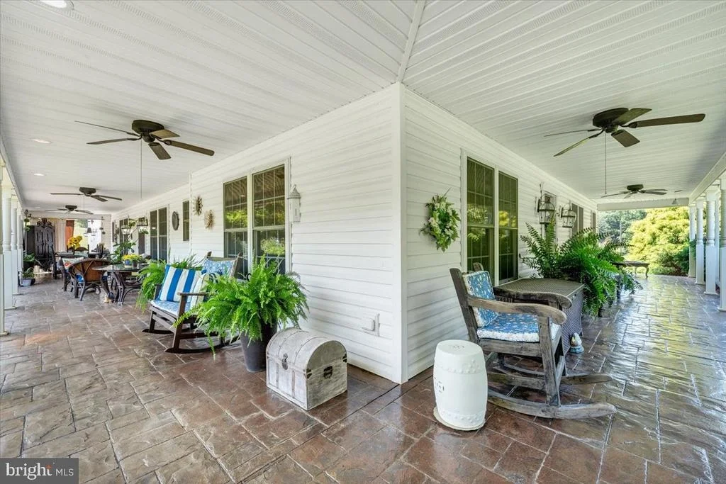 Photo of 2170 LONE IVY ROAD