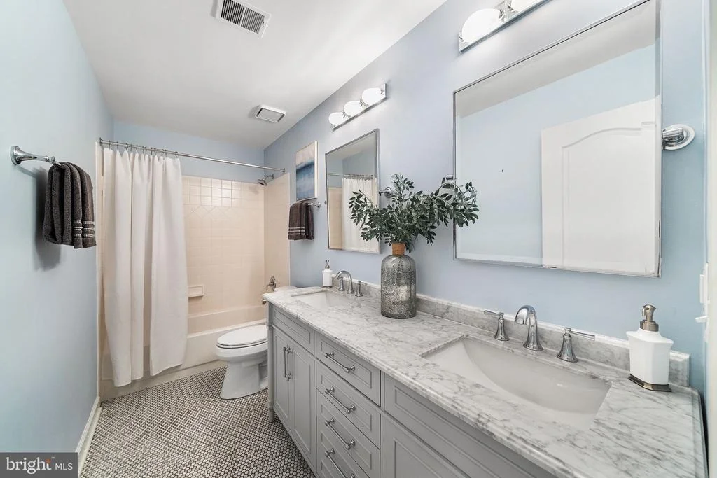 Photo of 9828 FOX REST LANE