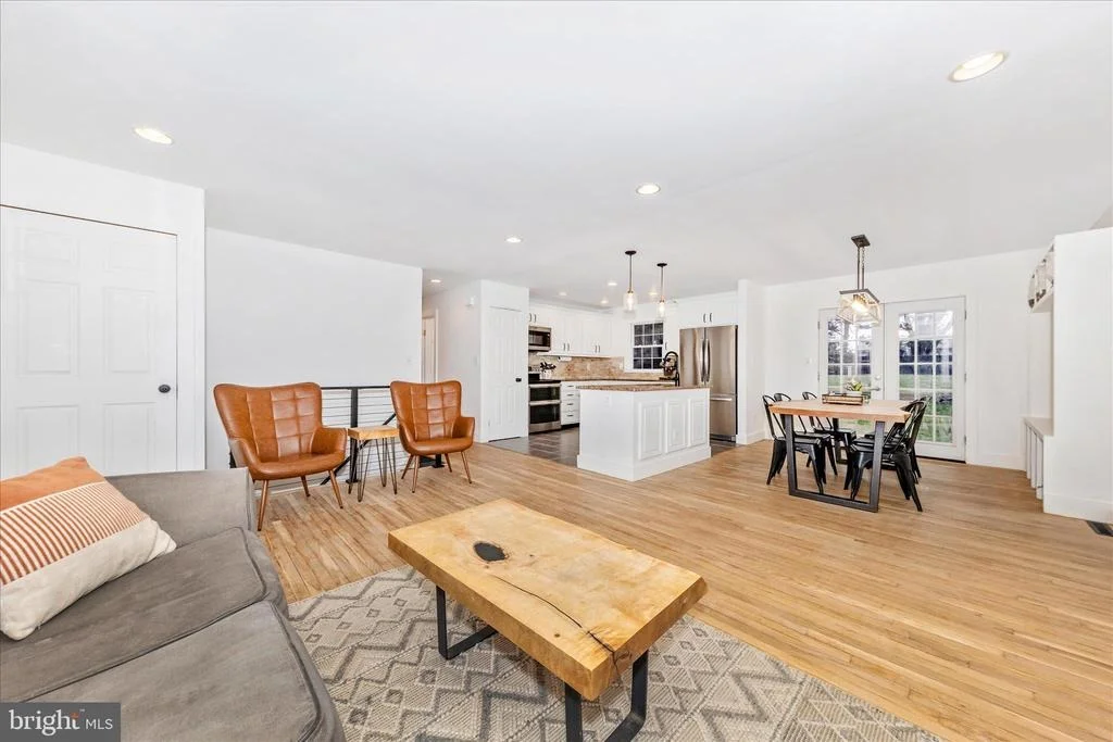 Photo of 28513 WOODVIEW DRIVE