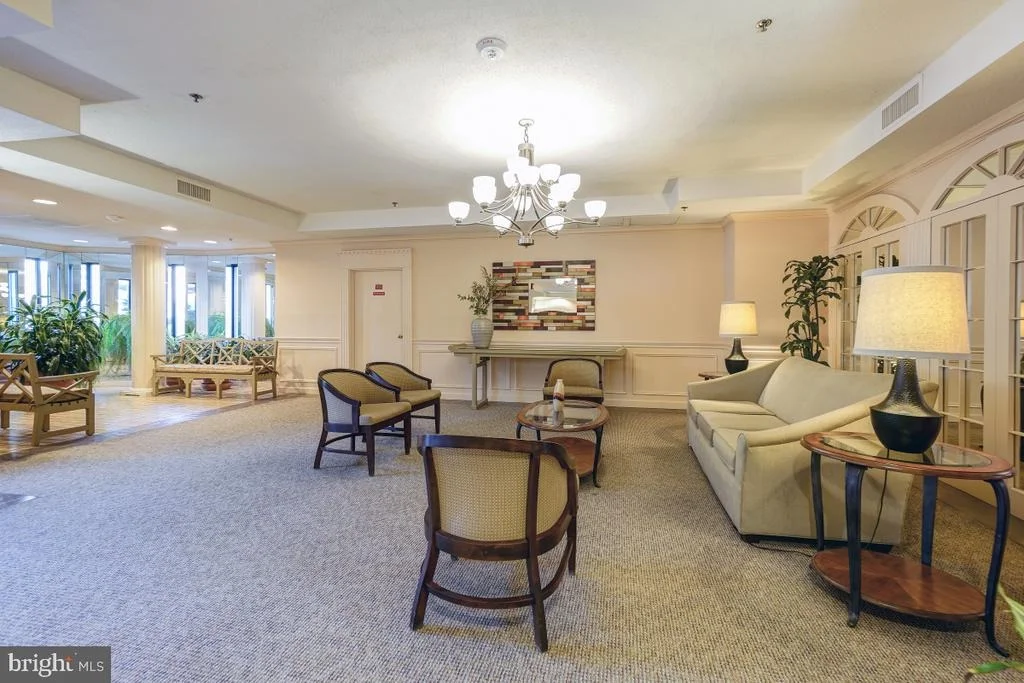 Photo of Unit 41021 at 15100 INTERLACHEN DRIVE