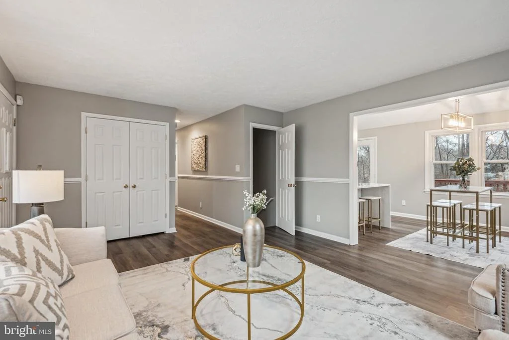 Photo of 2558 HILLSIDE DRIVE