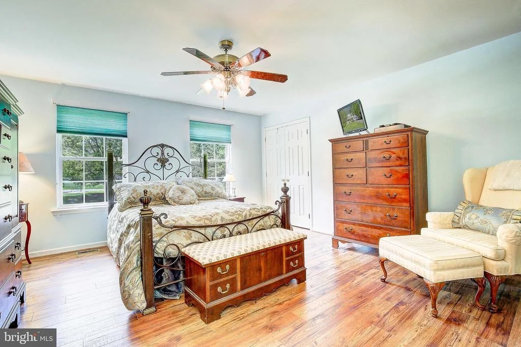 Photo of 10945 TWO SISTERS LANE