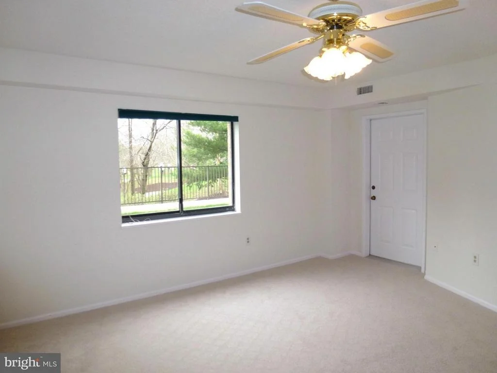 Photo of Unit 3104 at 15115 INTERLACHEN DRIVE