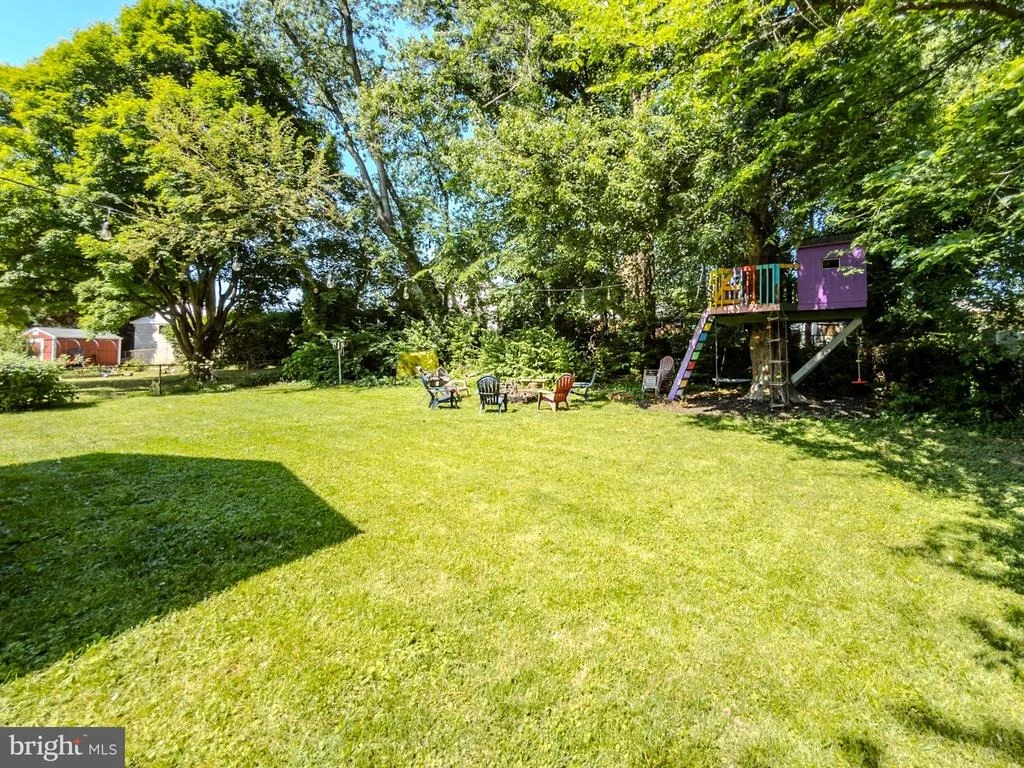 Photo of 12704 GOODHILL ROAD