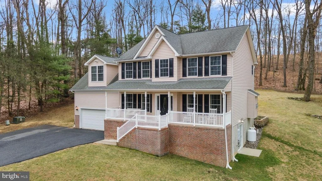 Photo of 1877 GARRETT ROAD