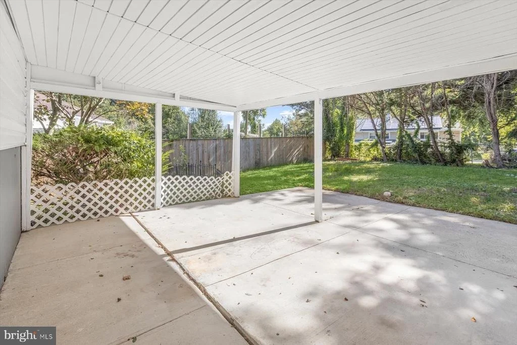 Photo of 602 LACEWOOD DRIVE