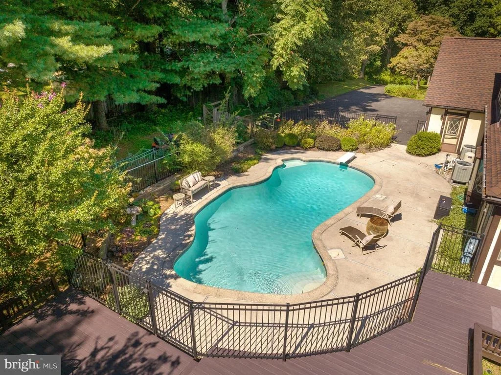 Photo of 8000 EXODUS DRIVE