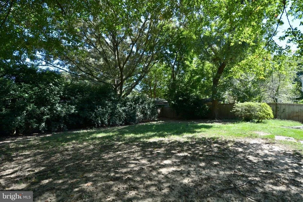 Photo of 8709 HIGHGATE ROAD