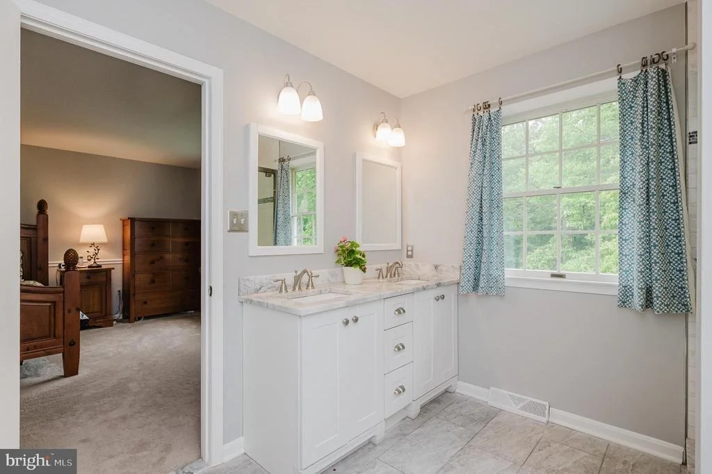 Photo of 922 DELRAY DRIVE