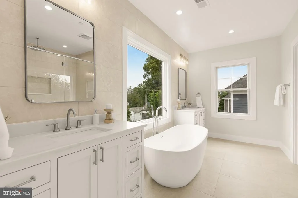 Photo of 9512 FOREST ROAD