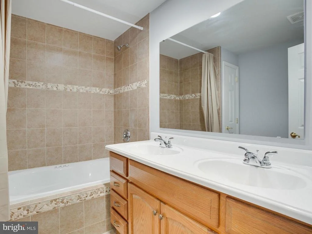 Photo of 754 OX BOW LANE