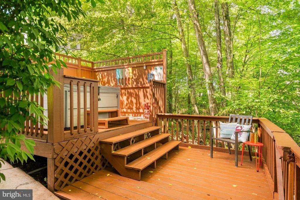 Photo of 25 SILVER TREE LANE
