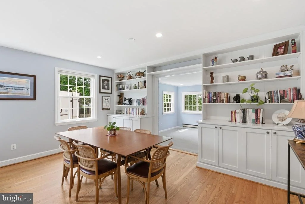 Photo of 1709 WHITE OAK DRIVE